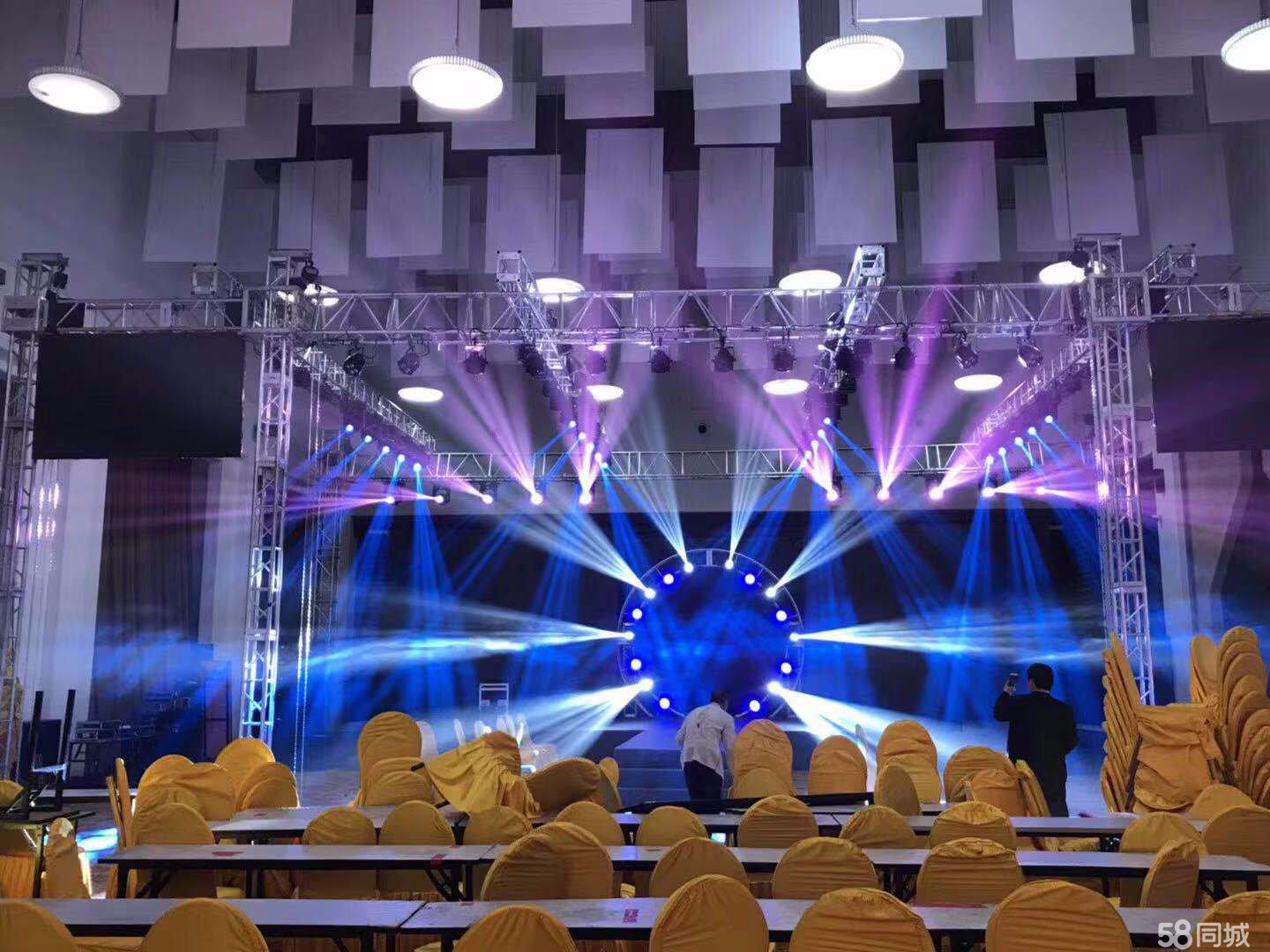 靠譜商北京LED大屏幕 線陣音響燈光麥克 舞臺租賃