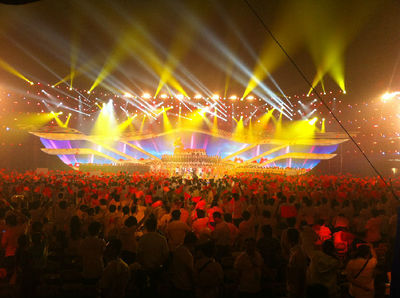 北京中視巨星舞臺燈光音響,央視合作伙伴_設(shè)備租售_演藝吧_中華演出網(wǎng)