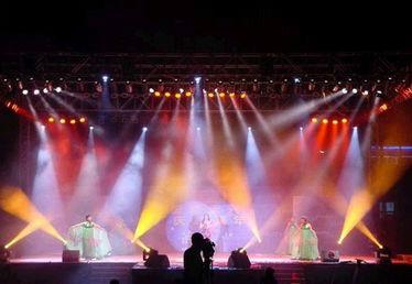 舞臺燈光設(shè)備_舞臺燈光設(shè)備供貨商_供應(yīng)北京舞臺燈光設(shè)備安裝公司_舞臺燈光設(shè)備價格_自然之音音響租賃