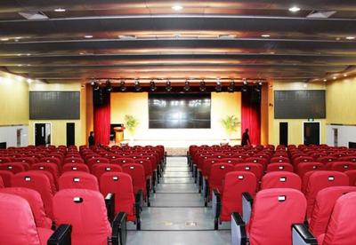 音響設(shè)備在舞臺上的藝術(shù)表現(xiàn)